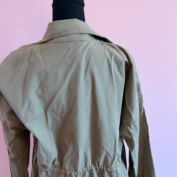 Jacket - Picture 5 of 7